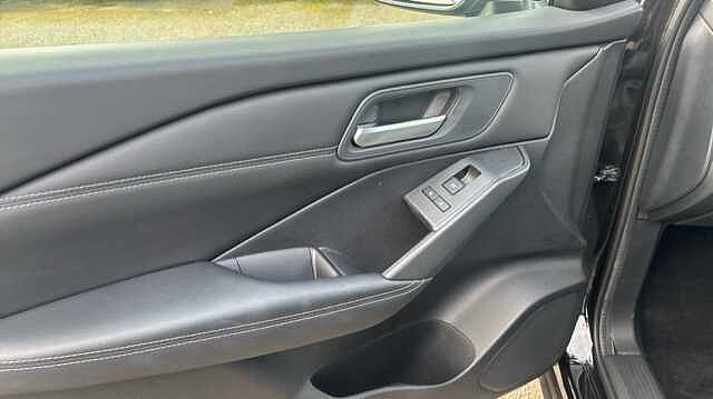 Nissan Qashqai QASHQAI 1.3 DiG-T MH Acenta Premium 5dr