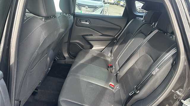 Nissan Qashqai QASHQAI 1.3 DiG-T MH Acenta Premium 5dr