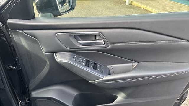 Nissan Qashqai QASHQAI 1.3 DiG-T MH Acenta Premium 5dr