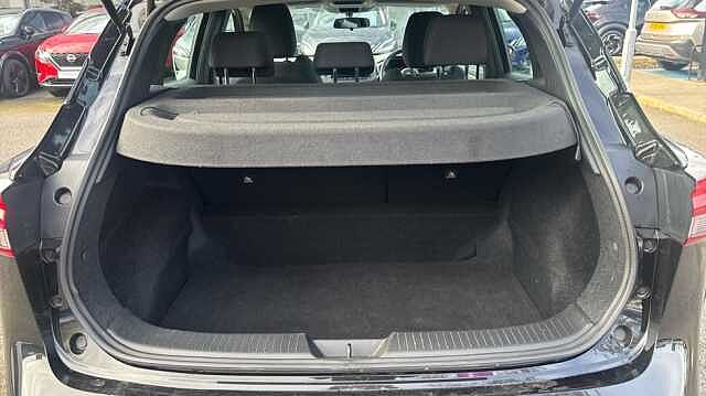 Nissan Qashqai QASHQAI 1.3 DiG-T MH Acenta Premium 5dr