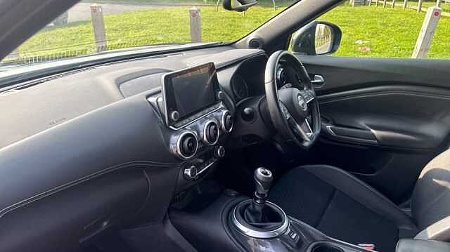 Nissan Juke JUKE 1.0 DiG-T 114 N-Connecta 5dr