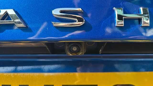 Nissan Qashqai 1.3 DiG-T MH N-Connecta 5dr