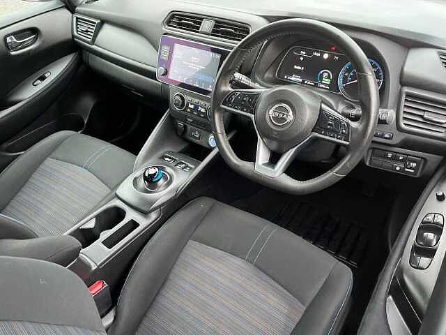 Nissan LEAF 39kWh Acenta Hatchback 5dr Electric Auto (150 ps)