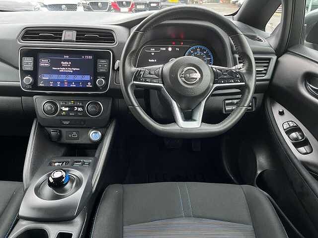 Nissan LEAF 39kWh Acenta Hatchback 5dr Electric Auto (150 ps)