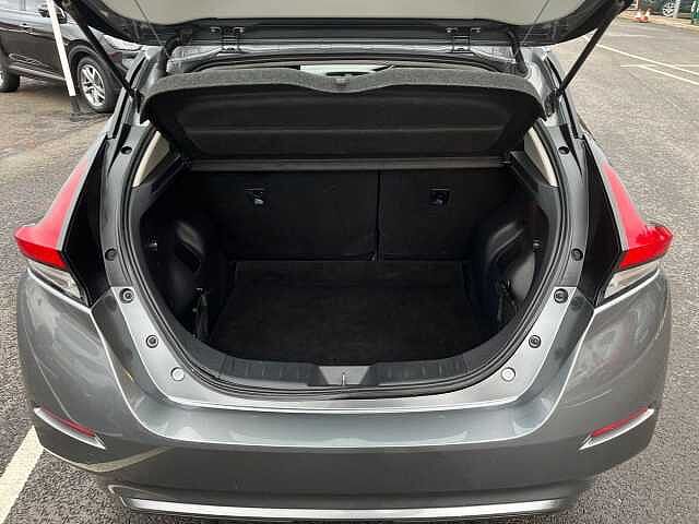 Nissan LEAF 39kWh Acenta Hatchback 5dr Electric Auto (150 ps)