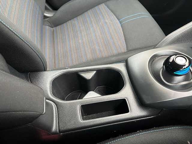 Nissan LEAF 39kWh Acenta Hatchback 5dr Electric Auto (150 ps)