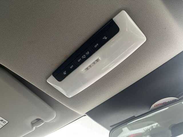 Nissan LEAF 39kWh Acenta Hatchback 5dr Electric Auto (150 ps)