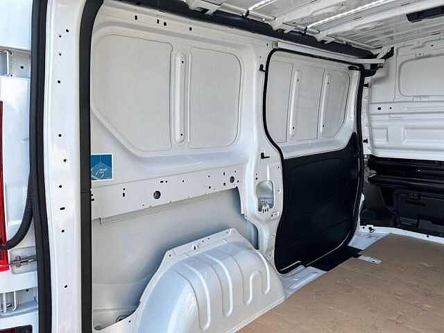 Nissan Primastar 2.0 dCi 30 Tekna Panel Van 5dr Diesel Manual L2 H1 Euro 6 (s/s) (130 ps)