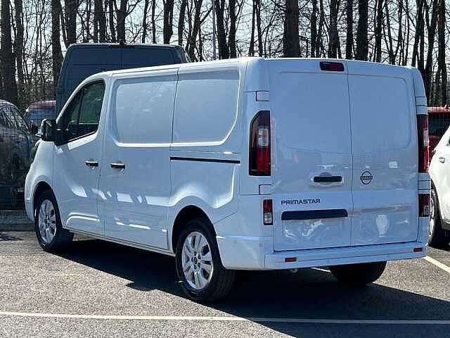 Nissan Primastar 2.0 dCi 30 Tekna Panel Van 5dr Diesel Manual L2 H1 Euro 6 (s/s) (130 ps)