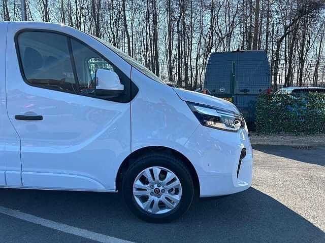 Nissan Primastar 2.0 dCi 30 Tekna Panel Van 5dr Diesel Manual L2 H1 Euro 6 (s/s) (130 ps)