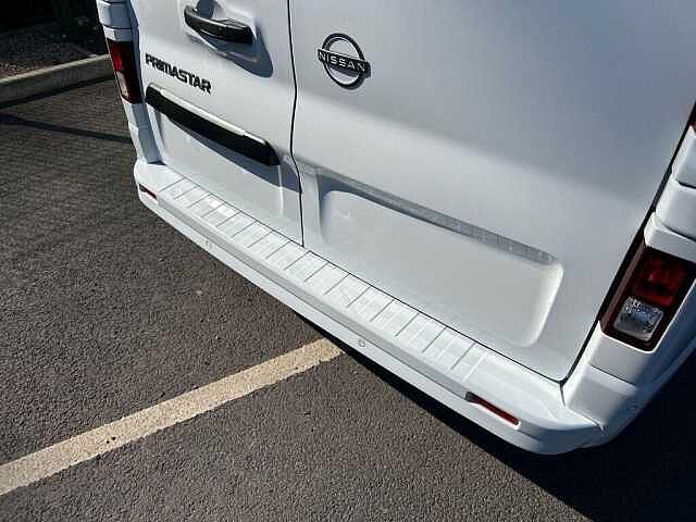 Nissan Primastar 2.0 dCi 30 Tekna Panel Van 5dr Diesel Manual L2 H1 Euro 6 (s/s) (130 ps)