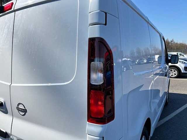 Nissan Primastar 2.0 dCi 30 Tekna Panel Van 5dr Diesel Manual L2 H1 Euro 6 (s/s) (130 ps)