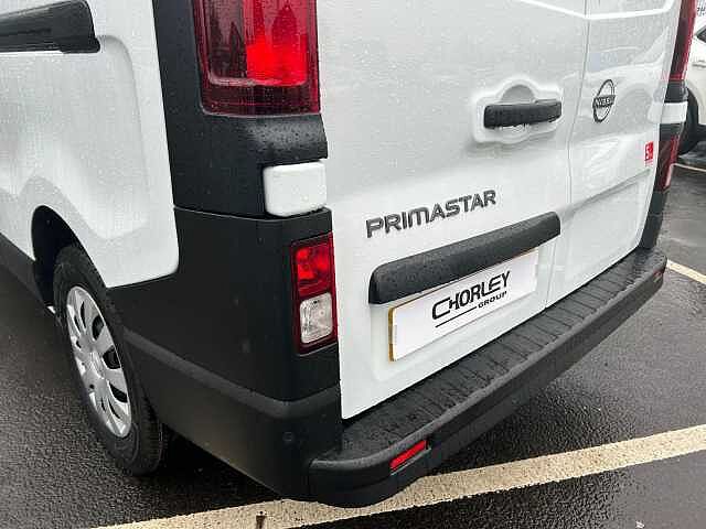 Nissan Primastar 2.0 dCi 30 Acenta L2 H1 Euro 6 (s/s) 5dr