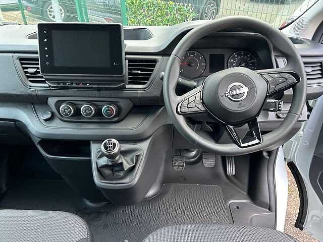 Nissan Primastar 2.0 dCi 30 Acenta L2 H1 Euro 6 (s/s) 5dr