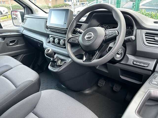 Nissan Primastar 2.0 dCi 30 Acenta L2 H1 Euro 6 (s/s) 5dr