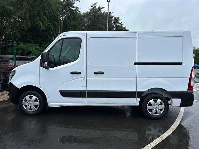 Nissan Interstar 2.3 dCi 28 Tekna Panel Van 4dr Diesel Manual FWD L1 Euro 6 (110 ps)
