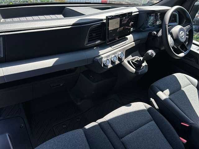 Nissan Interstar 2.0 dCi 35 Tekna Panel Van 4dr Diesel Manual L2 H2 Euro 6 (s/s) (130 ps)