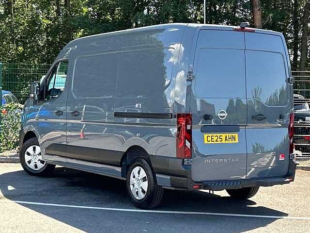 Nissan Interstar 2.0 dCi 35 Tekna Panel Van 4dr Diesel Manual L2 H2 Euro 6 (s/s) (130 ps)