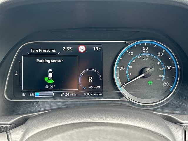 Nissan LEAF 39kWh N-Connecta Hatchback 5dr Electric Auto (150 ps)