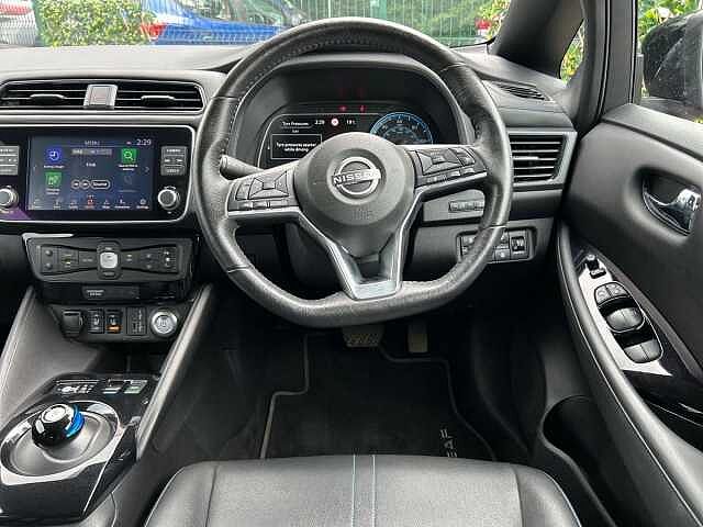 Nissan LEAF 39kWh N-Connecta Hatchback 5dr Electric Auto (150 ps)