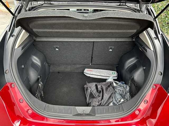 Nissan LEAF 39kWh N-Connecta Hatchback 5dr Electric Auto (150 ps)