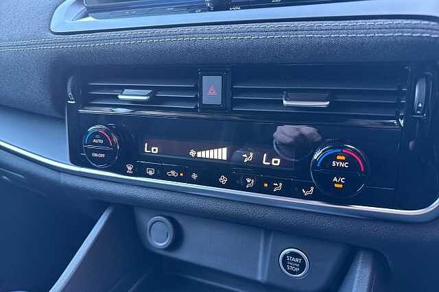 Nissan Qashqai 1.3 DiG-T MH Acenta Premium 5dr