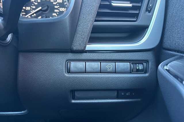 Nissan Qashqai 1.3 DiG-T MH Acenta Premium 5dr