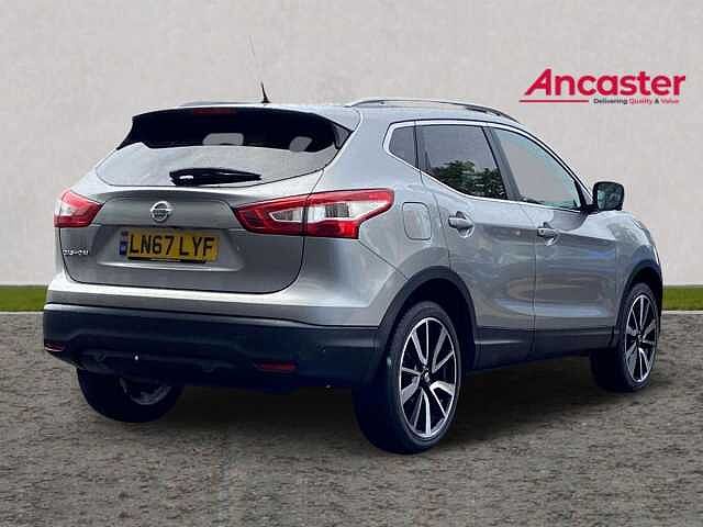 Nissan QASHQAI 1.2 DiG-T Tekna [Non-Panoramic] 5dr