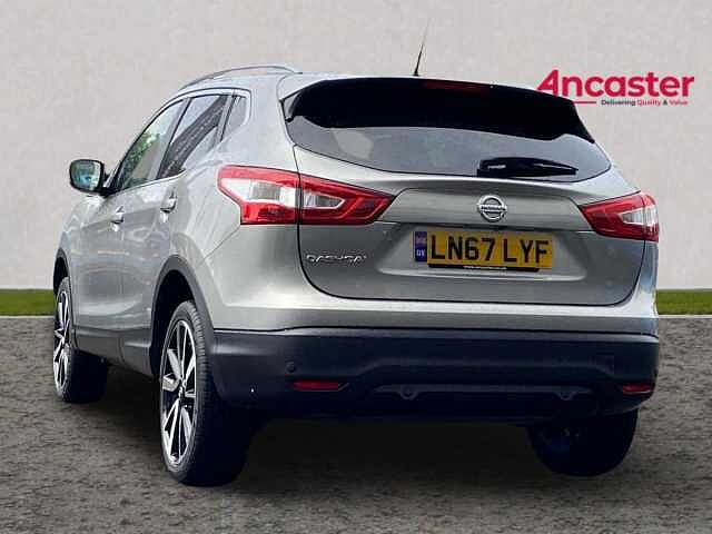Nissan QASHQAI 1.2 DiG-T Tekna [Non-Panoramic] 5dr