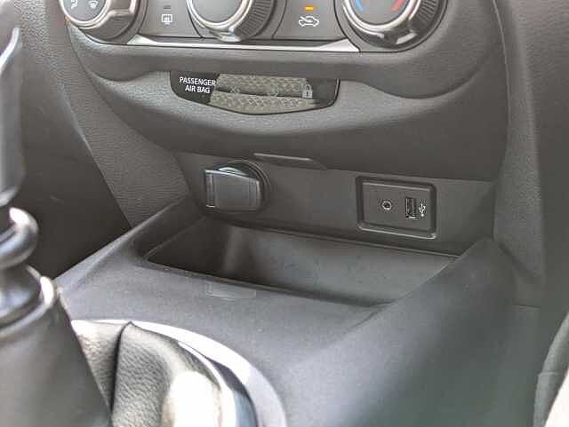 Nissan Juke 1.0 DIG-T Visia SUV 5dr Petrol Manual Euro 6 (s/s) (114 ps)