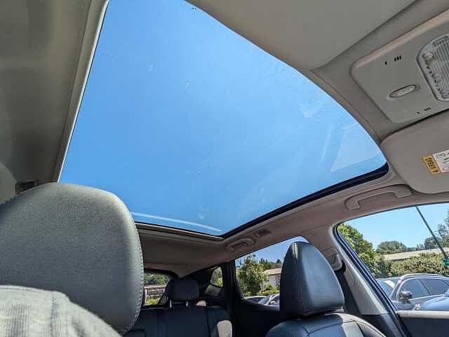 Nissan Qashqai 1.5 dCi Tekna SUV 5dr Diesel Manual 2WD Euro 6 (s/s) (110 ps)