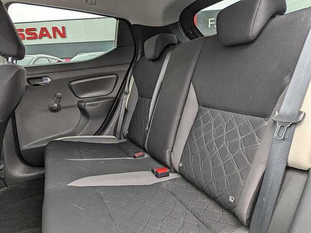 Nissan Micra 1.5 dCi N-Connecta Hatchback 5dr Diesel Manual Euro 6 (s/s) (90 ps)