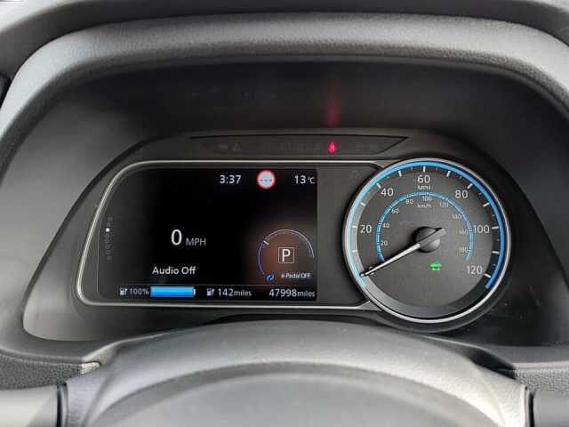 Nissan Leaf 40kWh Acenta Auto 5dr