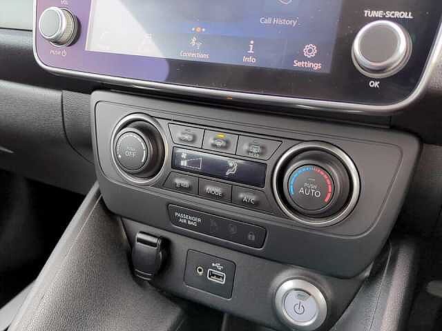 Nissan Leaf 40kWh Acenta Auto 5dr