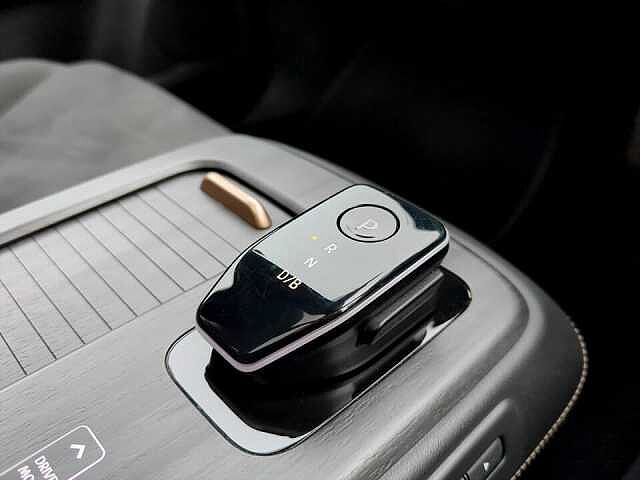 Nissan ARIYA 87kWh Evolve Auto 5dr 22kW Charger