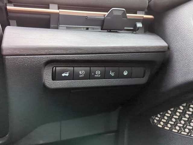 Nissan ARIYA 87kWh Evolve Auto 5dr 22kW Charger