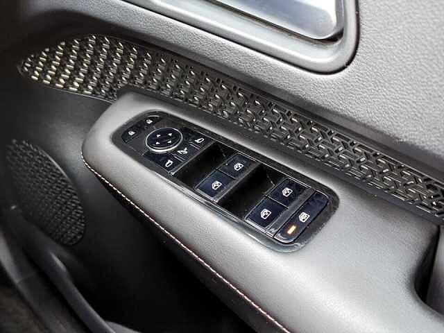 Nissan ARIYA 87kWh Evolve Auto 5dr 22kW Charger