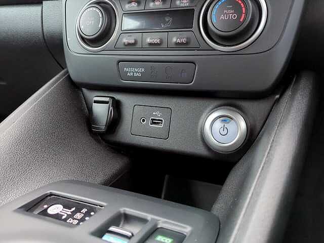 Nissan Leaf 40kWh Acenta Auto 5dr