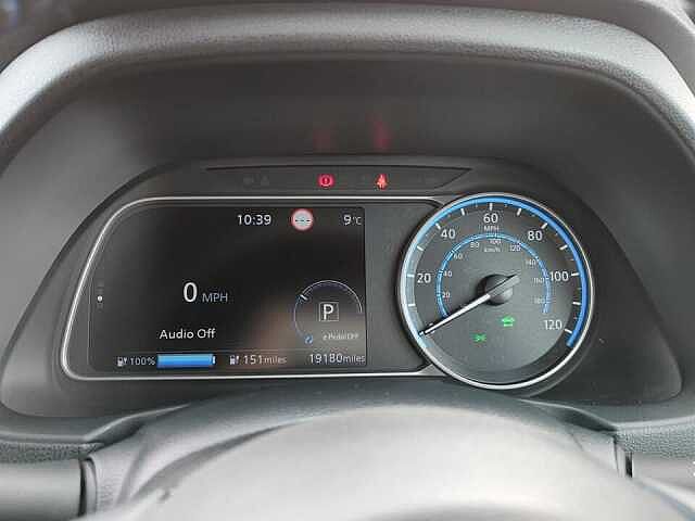 Nissan Leaf 40kWh Acenta Auto 5dr