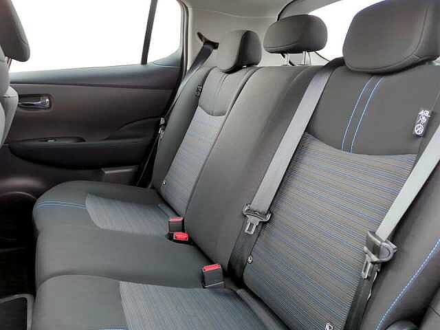 Nissan Leaf 40kWh Acenta Auto 5dr