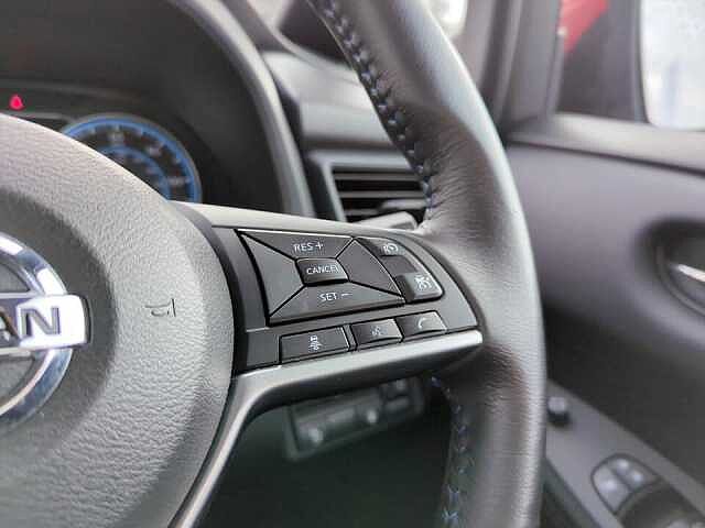 Nissan Leaf 40kWh Acenta Auto 5dr