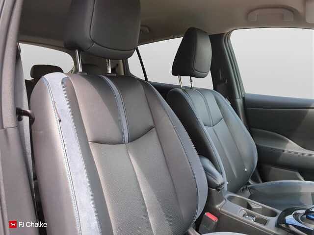 Nissan Leaf 40kWh Tekna Auto 5dr