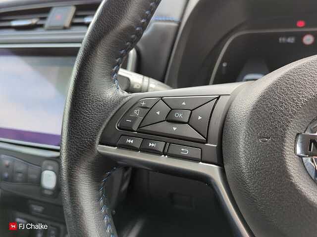 Nissan Leaf 40kWh Tekna Auto 5dr