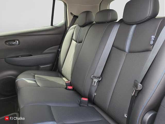 Nissan Leaf 40kWh Tekna Auto 5dr