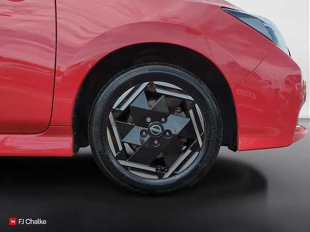 Nissan Leaf 39kWh Acenta Auto 5dr