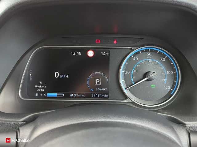 Nissan Leaf 39kWh Acenta Auto 5dr