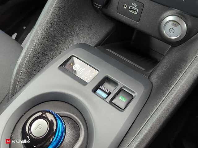 Nissan Leaf 39kWh Acenta Auto 5dr