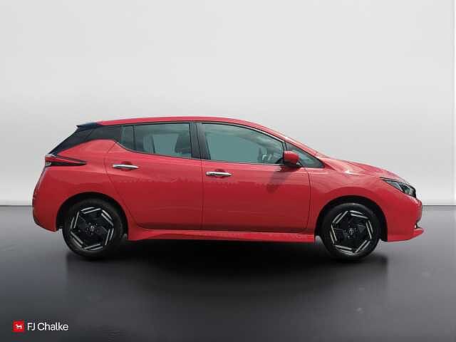 Nissan Leaf 39kWh Acenta Auto 5dr