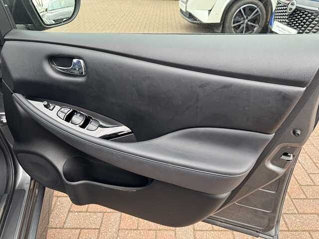 Nissan Leaf 110kW N-Connecta 40kWh 5dr Auto