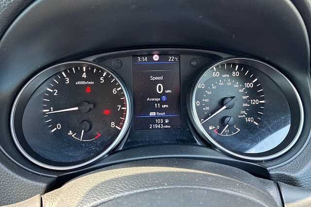 Nissan QASHQAI 1.3 DiG-T 160 Acenta Premium 5dr